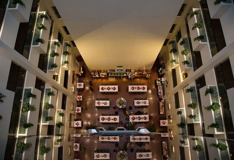 هتل Aravi Dubai