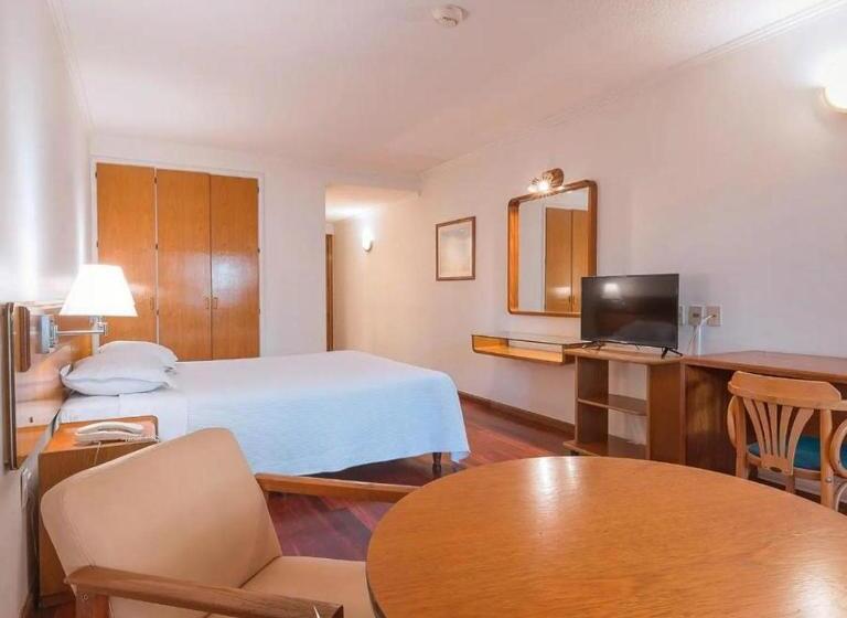 Fotos del hotel Balmoral Plaza:  4