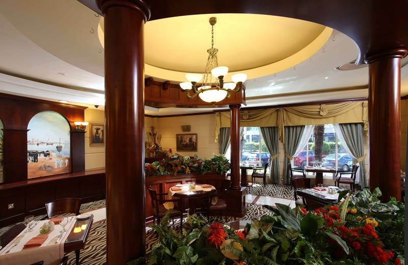 Knight Castle Hotel   Formerly Known As Carlton Palace