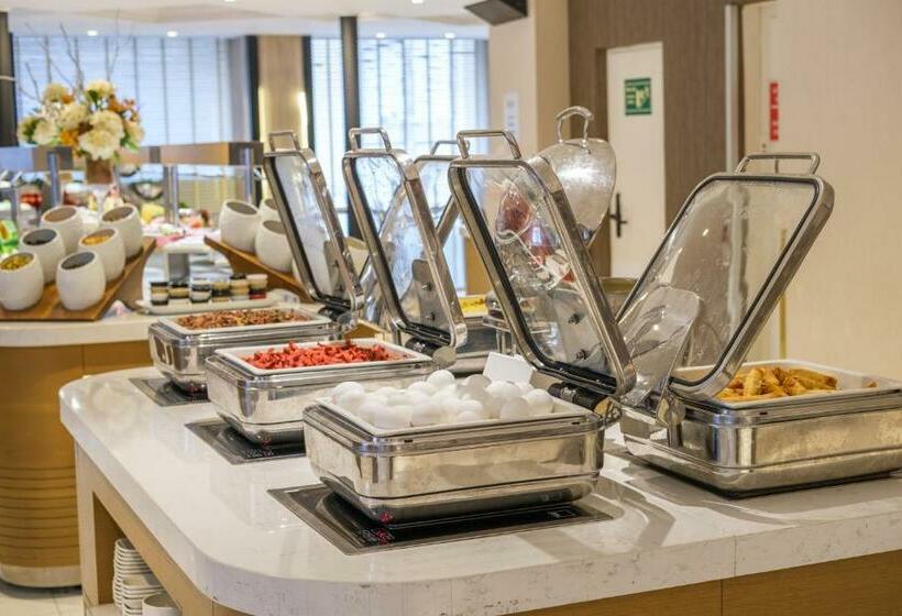 Fotos del hotel Golden Age  & Spa:  56