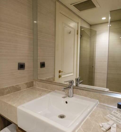 Fotos del hotel Golden Age  & Spa:  50