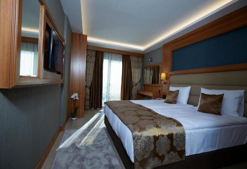 Fotos del hotel Ilkbal Deluxe  Istanbul:  3