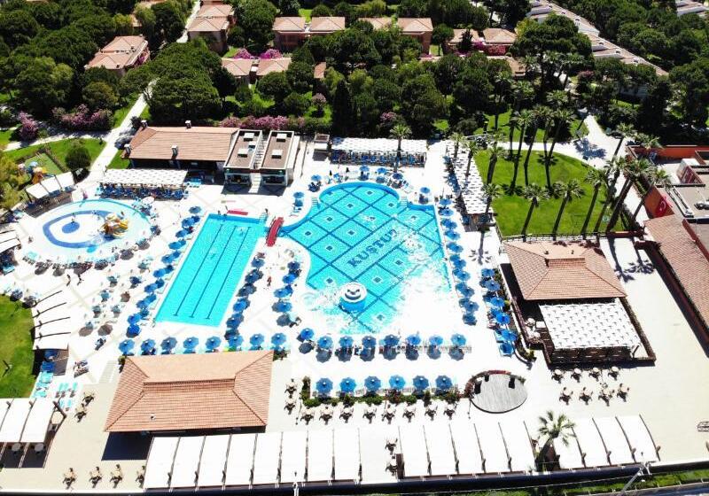 هتل Kustur Club Holiday Village  All Inclusive