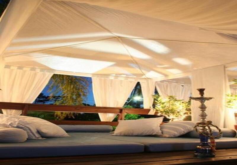 Fotos del hotel La Capilla  Punta Del Este:  33
