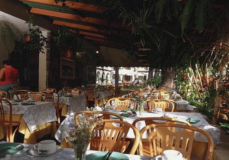 Fotos del hotel La Capilla  Punta Del Este:  29