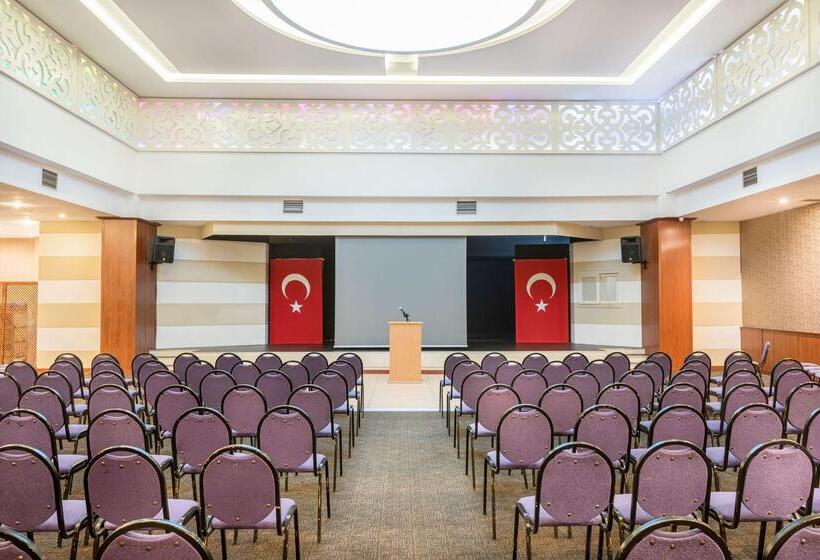 هتل Labranda Ephesus Princess   All Inclusive