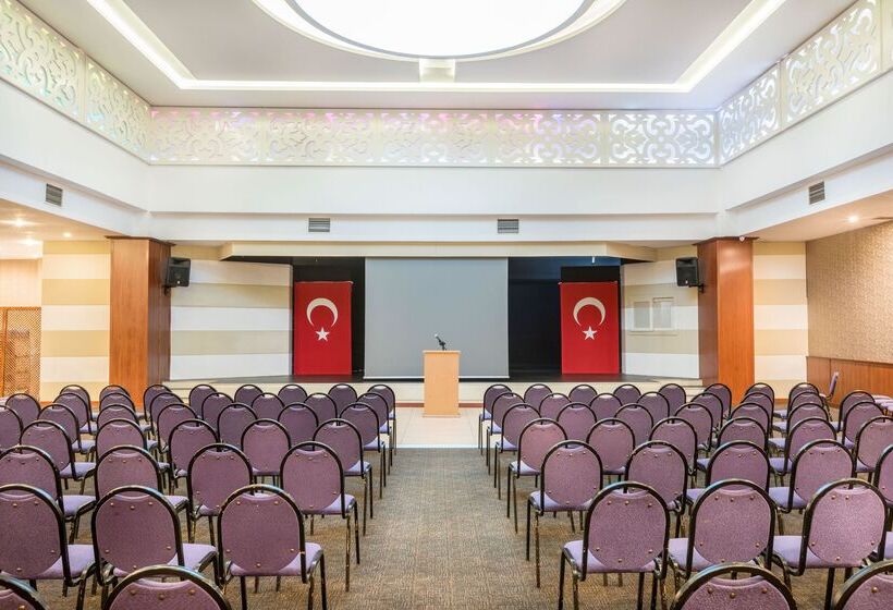 هتل Labranda Ephesus Princess   All Inclusive
