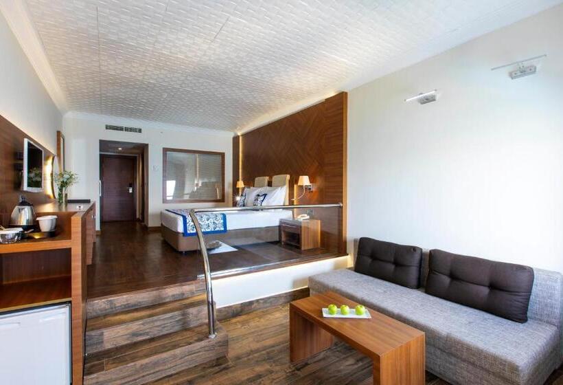 هتل Labranda Ephesus Princess   All Inclusive