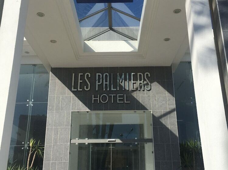 هتل Les Palmiers