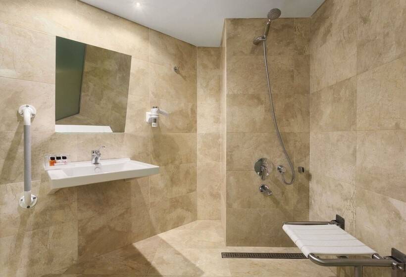 Fotos del hotel Ramada Istanbul Grand Bazaar:  63