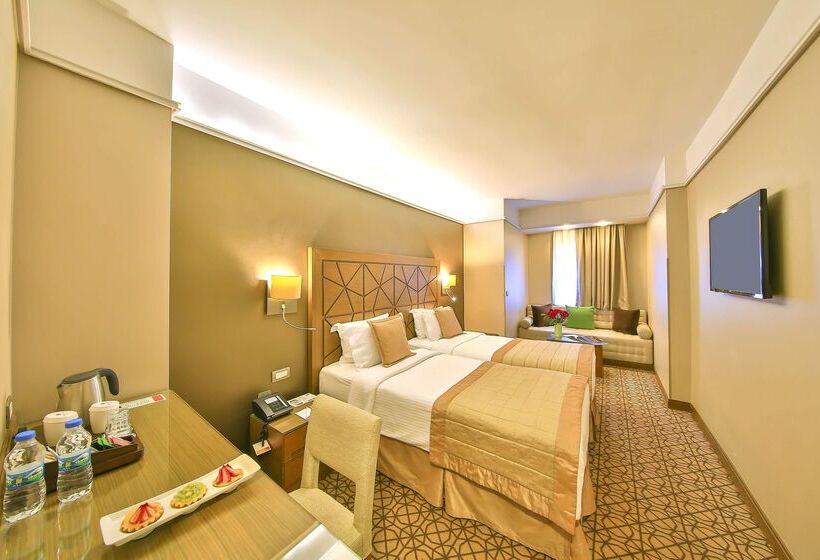 호텔 Ramada By Wyndham Istanbul Taksim