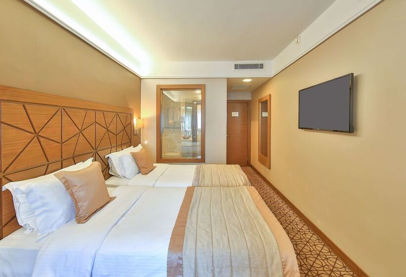 호텔 Ramada By Wyndham Istanbul Taksim