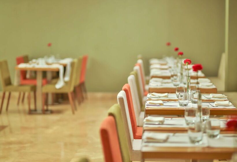 هتل Ramada By Wyndham İstanbul Taksim