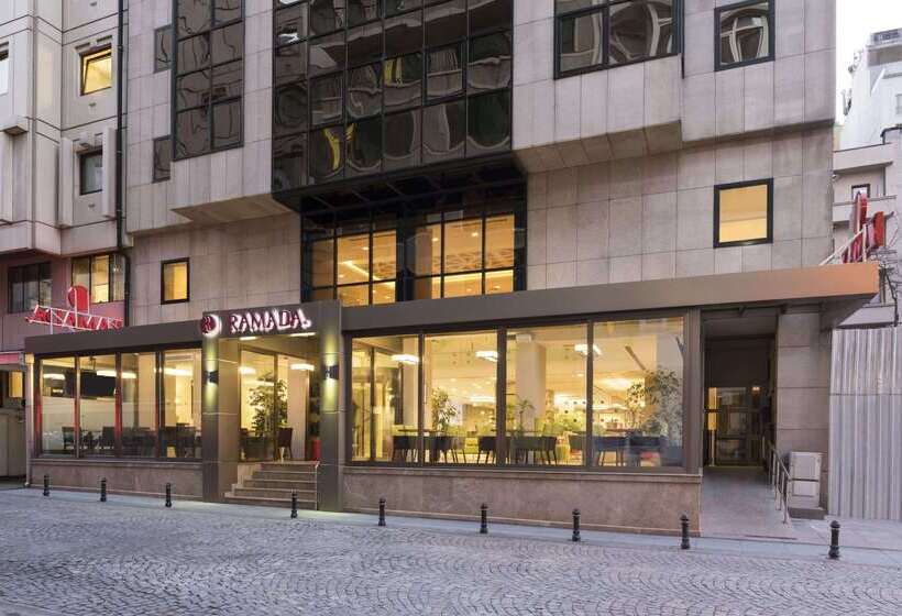 Отель Ramada By Wyndham Istanbul Taksim