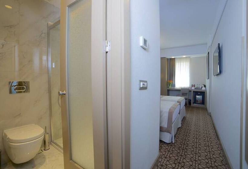 호텔 Ramada By Wyndham Istanbul Taksim