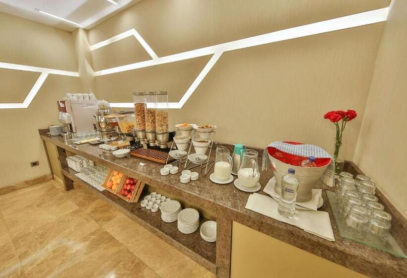هتل Ramada By Wyndham İstanbul Taksim