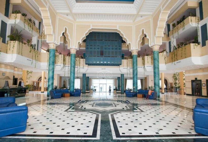 هتل Royal Garden Palace   Families And Couples