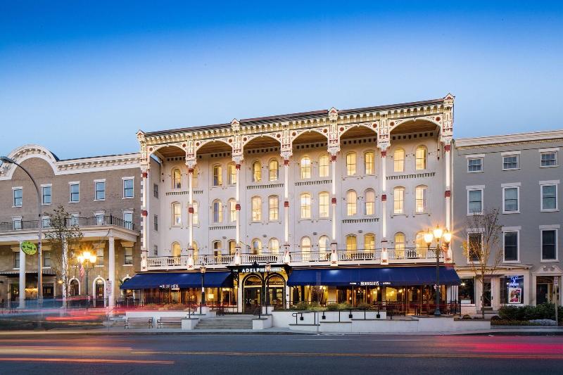 هتل The Adelphi