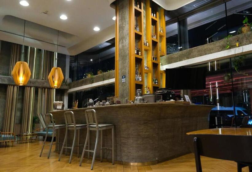 Fotos del hotel The Marmara Sisli:  2