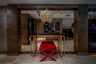 The New Hotel Zeybek