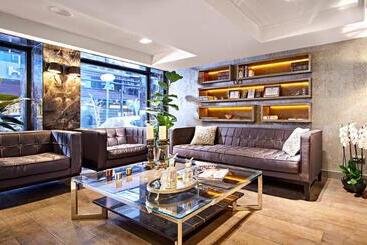 The New Hotel Zeybek