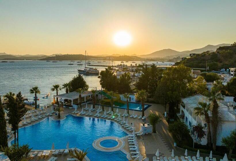 استراحتگاه Labranda Tmt Bodrum