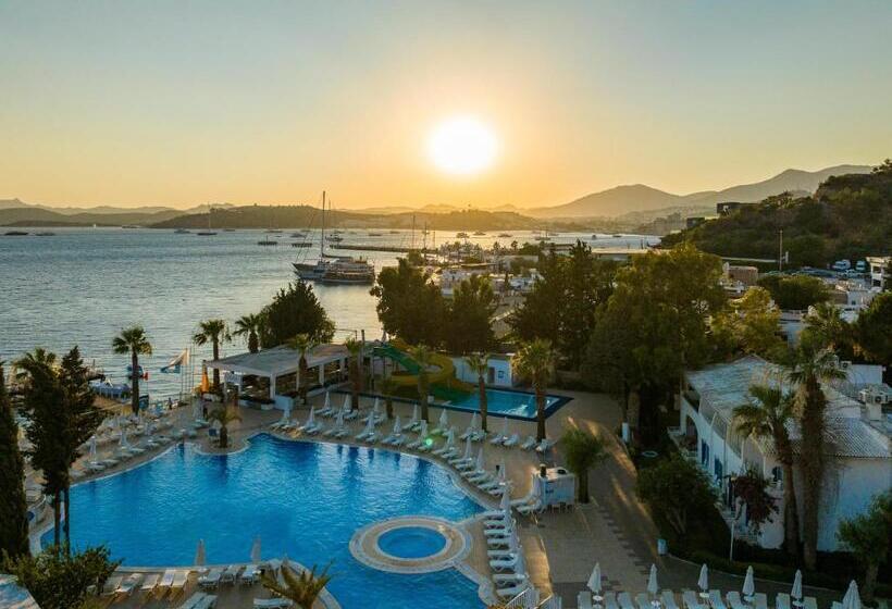 Labranda Tmt Bodrum Resort  All Inclusive