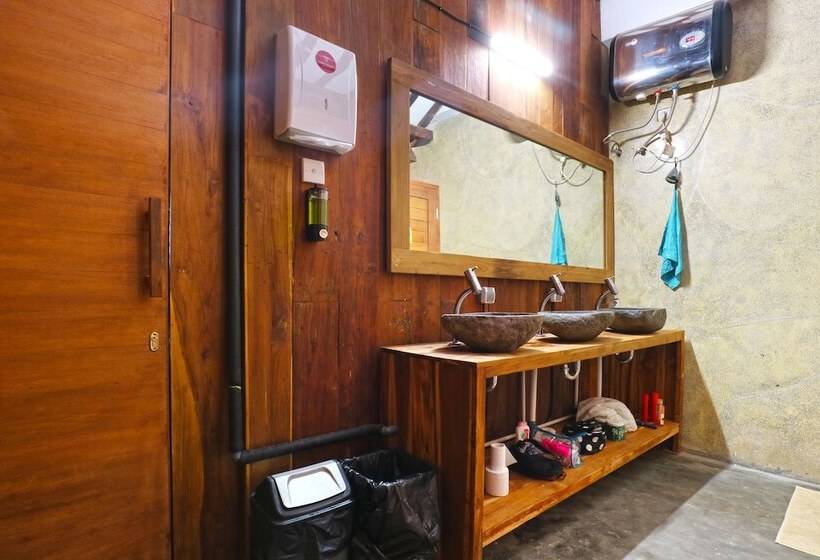 Draper Startup House For Entrepreneurs   Hostel