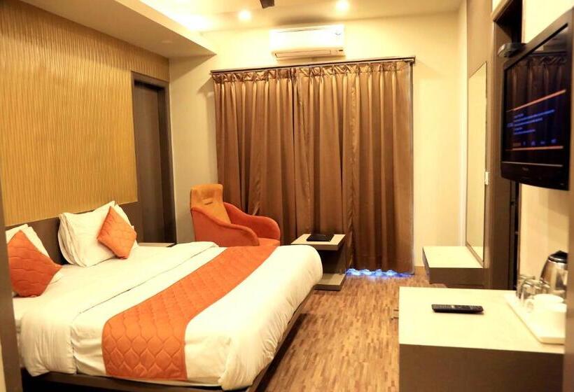 Comfort Inn Silver Arch Hotel, Mussoorie