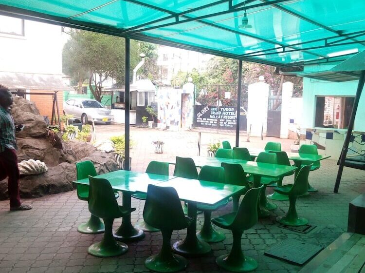 هتل Nairobi Glory Palace