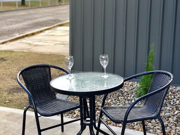 모텔 Gundagai Tourist Suites