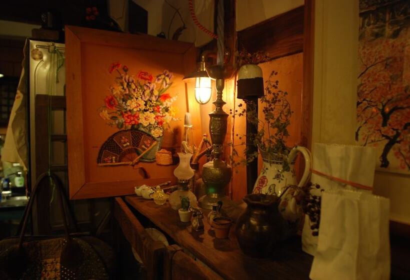 بنسيون Gyodong Salrae