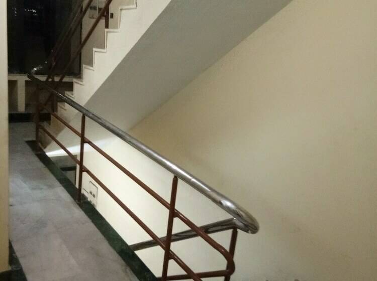 پانسیون Mint Towers Guest House