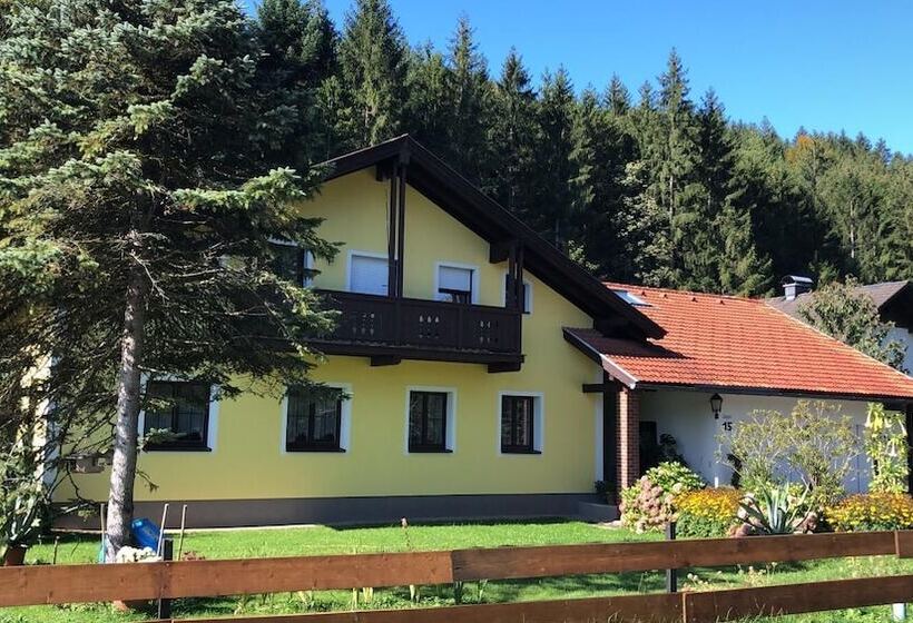 Apartments Winkler