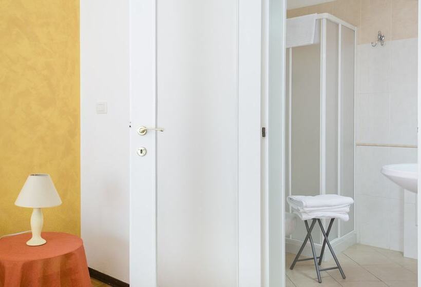 تختخواب و صبحانه Il Tacco Dello Stivale