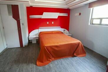 هتل Ancona Adults Only