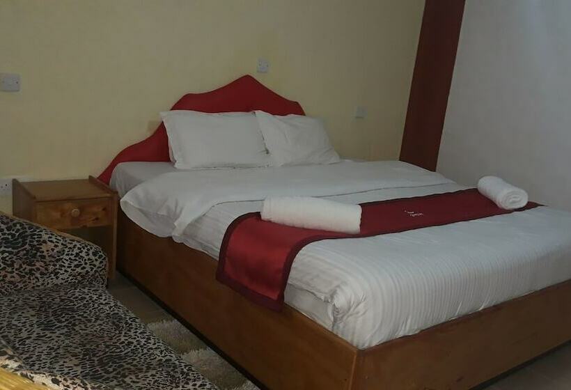هتل Brooks Lodge