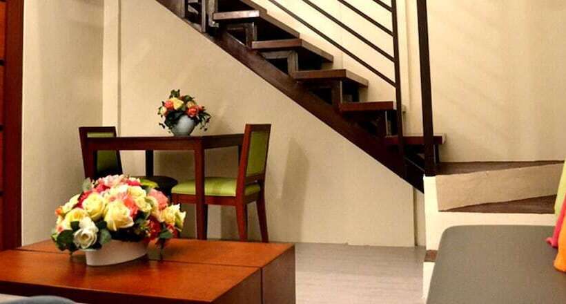 هتل Executive Lofts By Mystique Lane