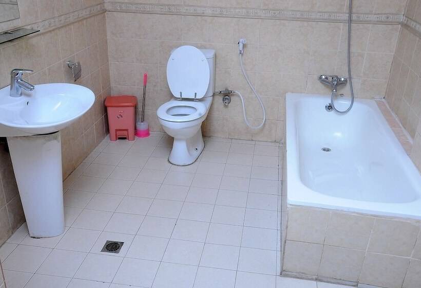 هتل Grand Guest House