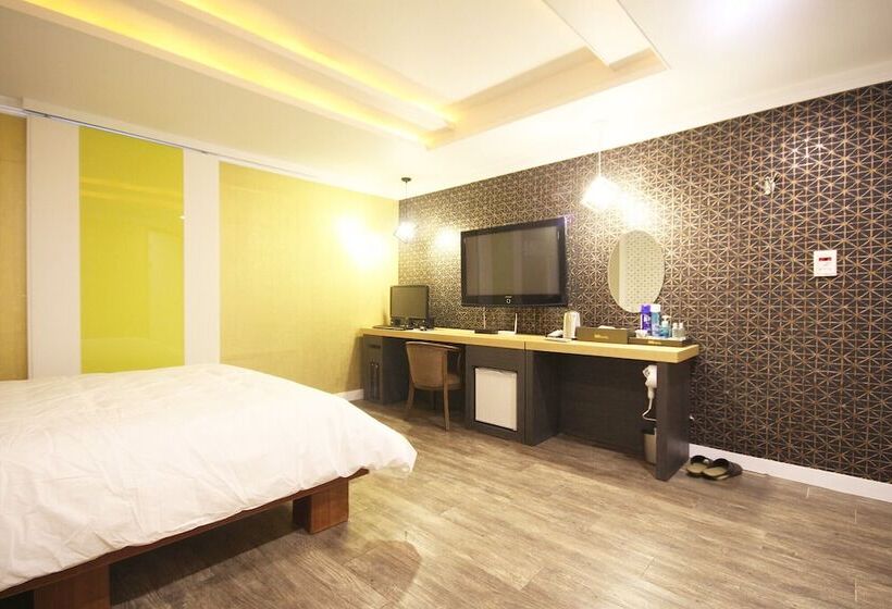هتل Iksan Inn
