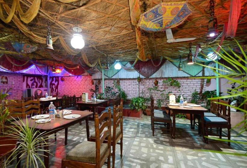 هتل Jai Maa Palace