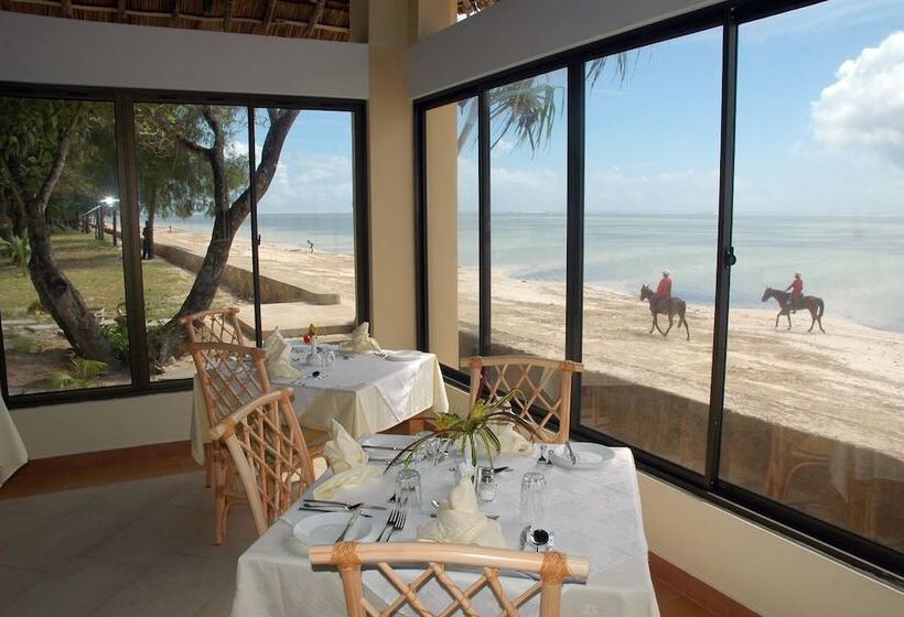 هتل Jumuia Conference & Beach Resort