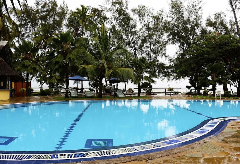 هتل Jumuia Conference & Beach Resort