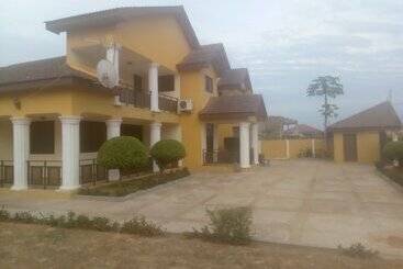 پانسیون Bezt Executive Guesthouse