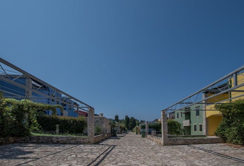 Villas Faro