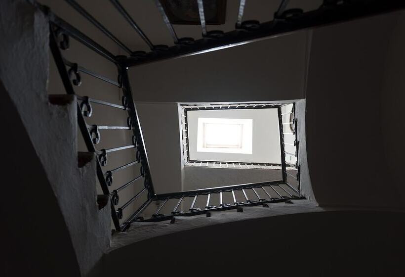 호텔 Albergo Real Castello