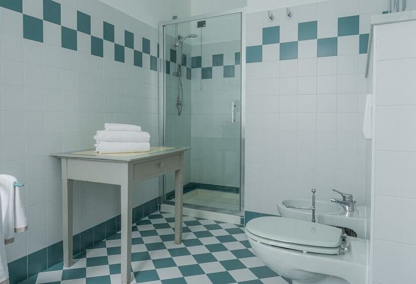 호텔 Albergo Real Castello