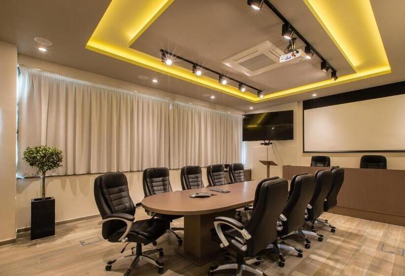 فندق Oniros Residences