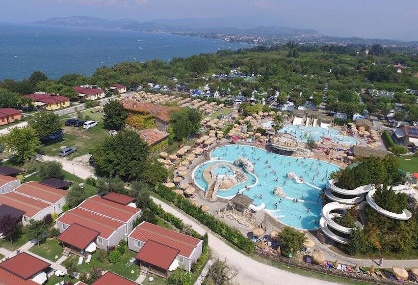 هتل Piani Di Clodia Holidaypark