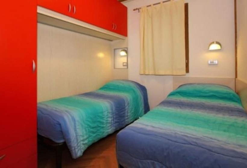 هتل Piani Di Clodia Holidaypark